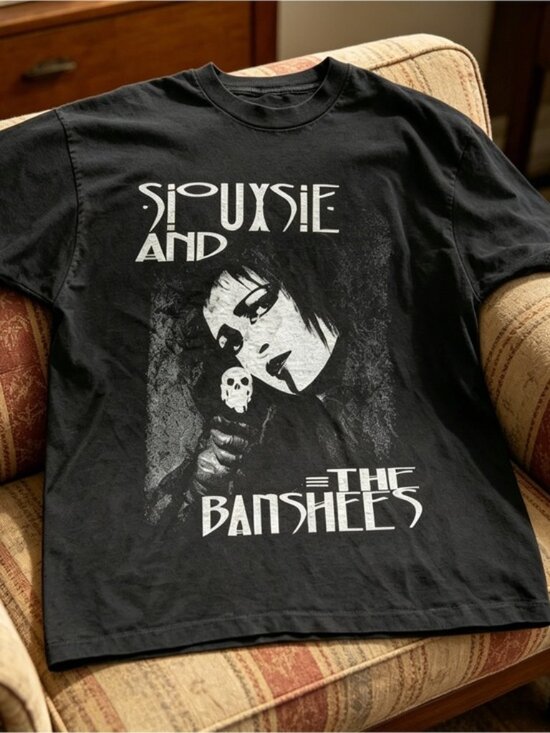 Carmen D Other - Retro-style Banshee band post-punk band graphic black T-shirt
